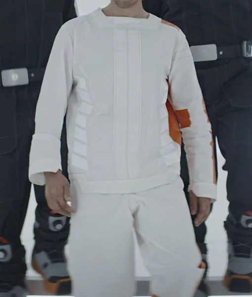 Andor Cassian (Diego Luna) Prison White Jacket | TLC