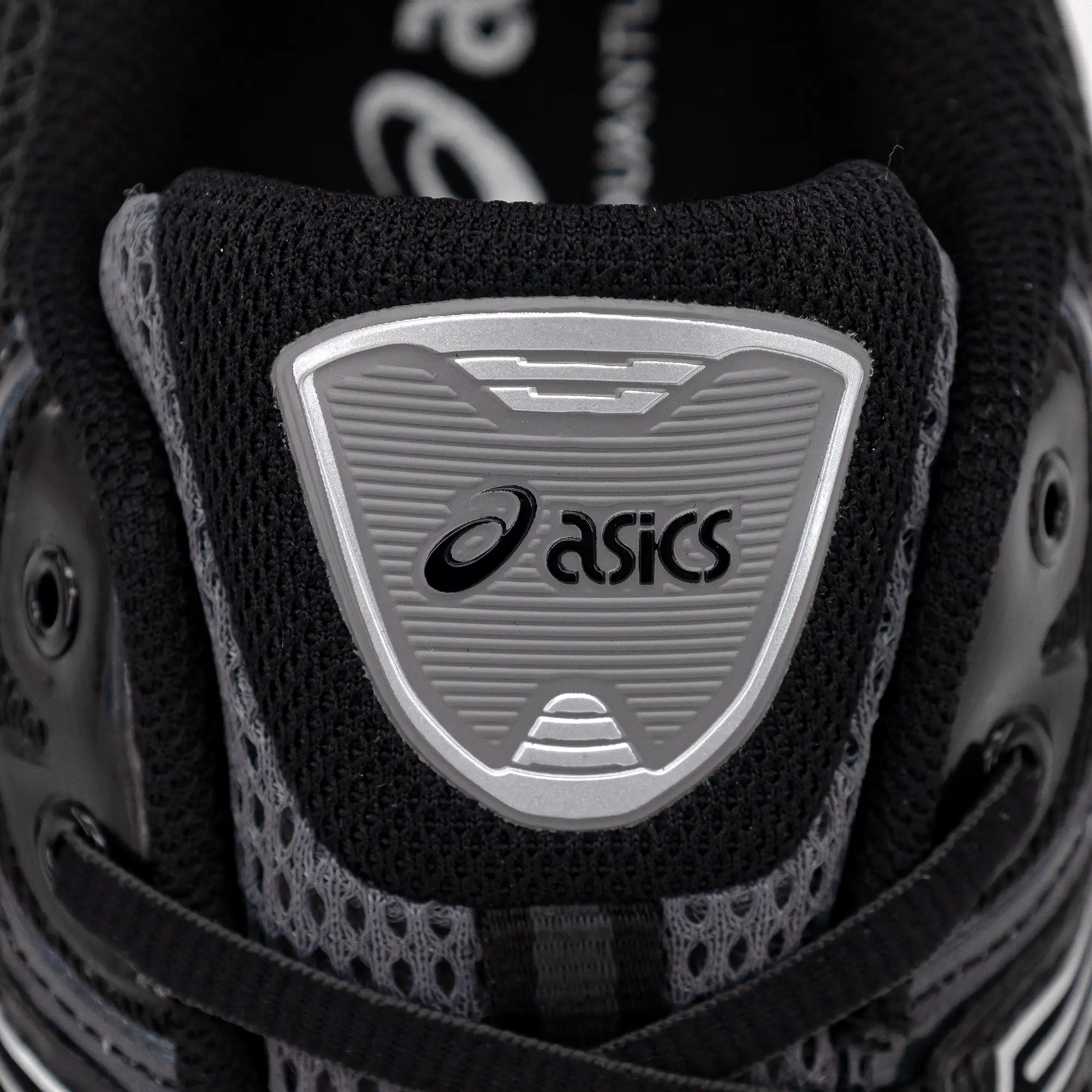 Asic Gel-Quantum Kinetic Graphite Grey/Black 1203A270-023