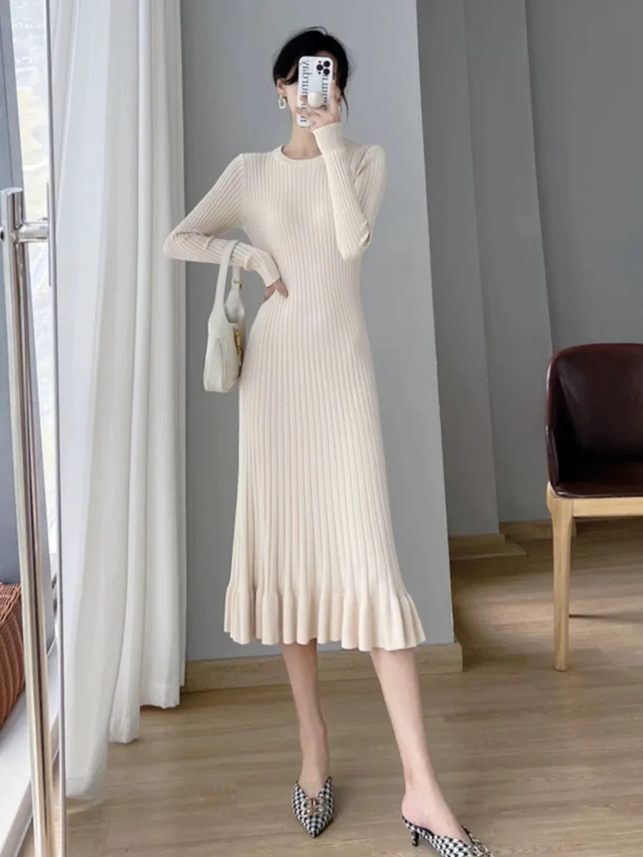 Autumn and winter inner matching coat and sweater skirt for women 2023 new slim temperament ruffled fishtail knitted dress