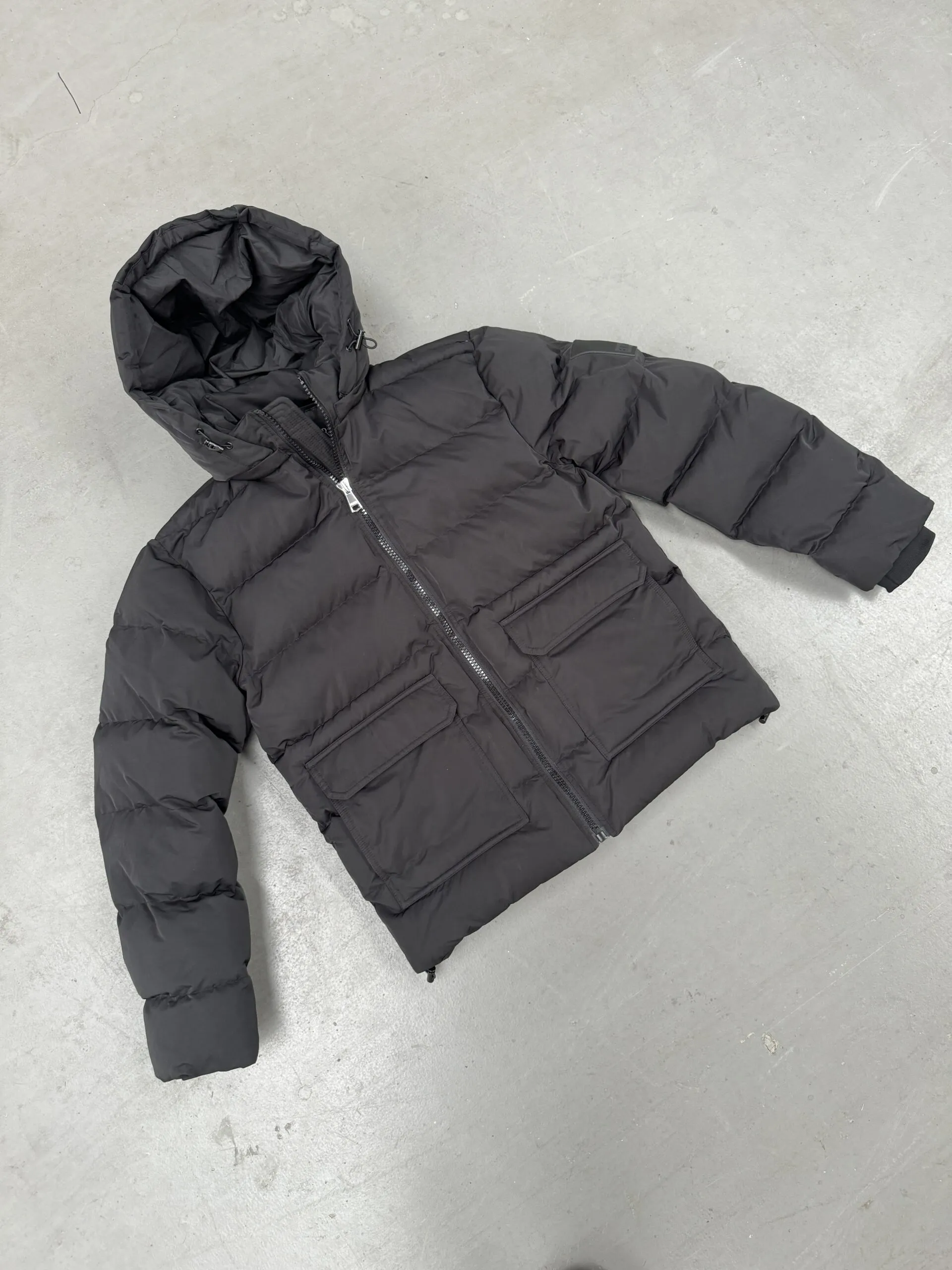 Puffer Coat - Black - SIARR