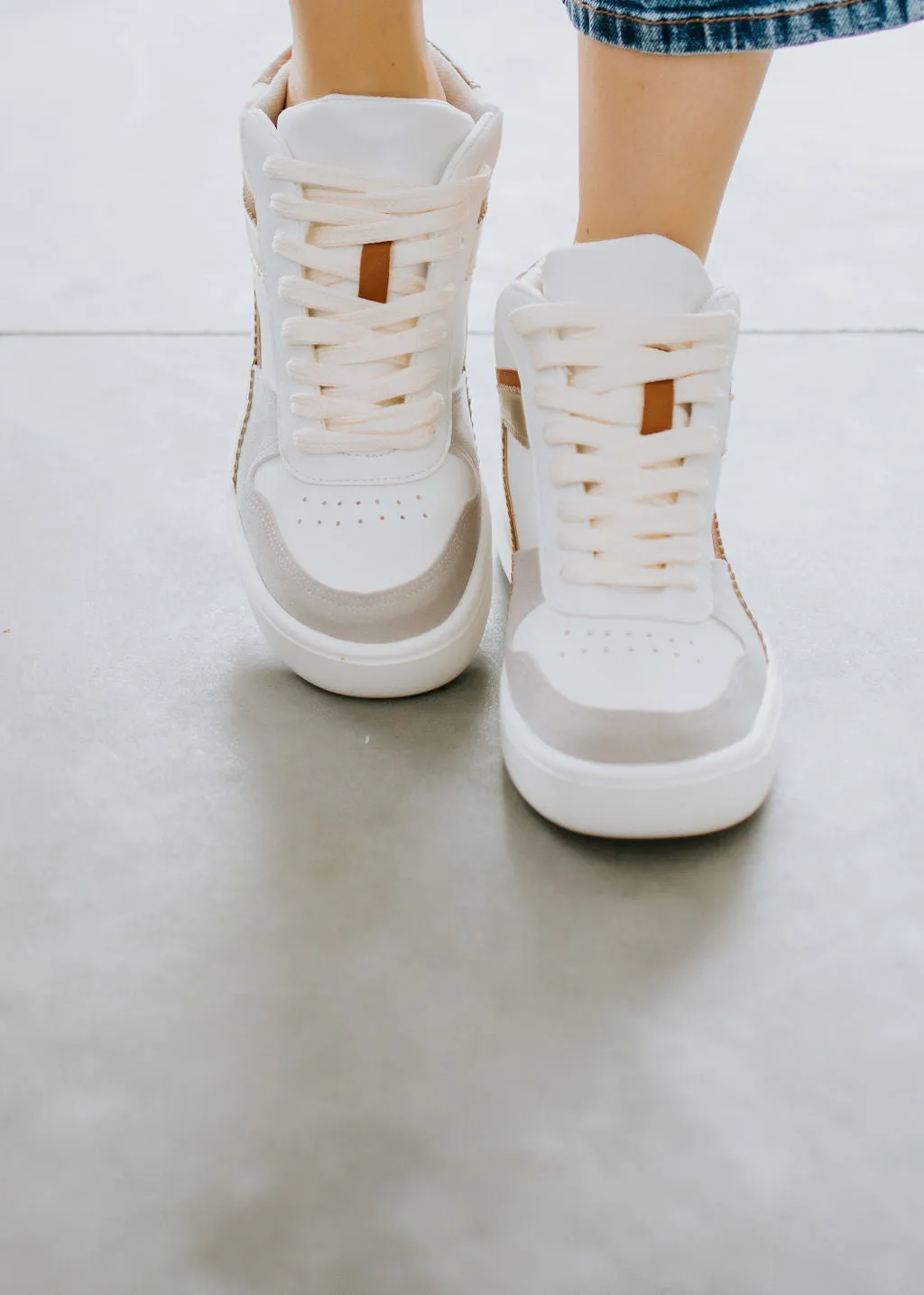 Talon Mid Sneaker