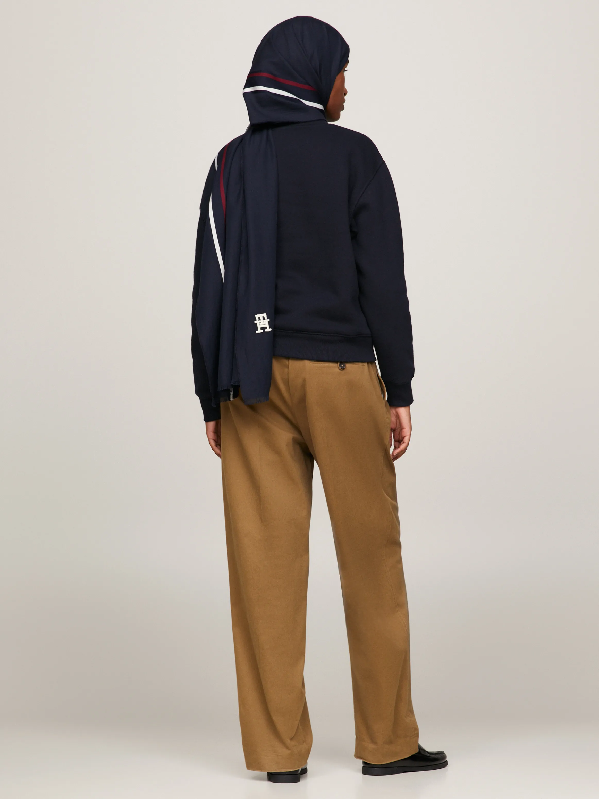 TH Monogram Modern Regular Fit Sweatshirt | Sweatshirts & Hoodies | Tommy Hilfiger