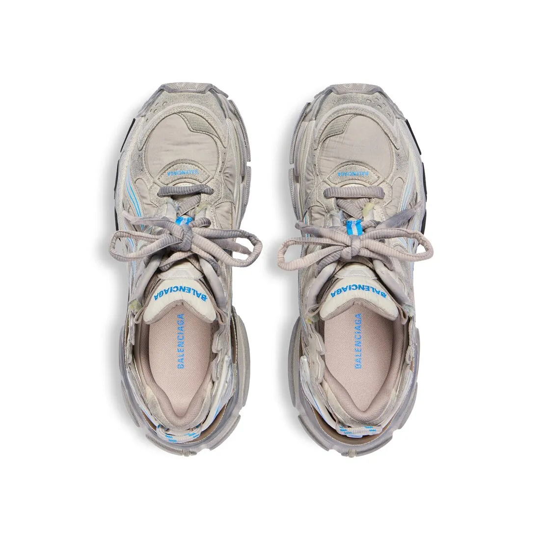      Women's Runner Sneaker in Taupe/blue 